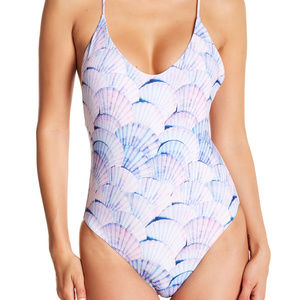 Dolce Vita Seashell ring back one-piece swimsuit